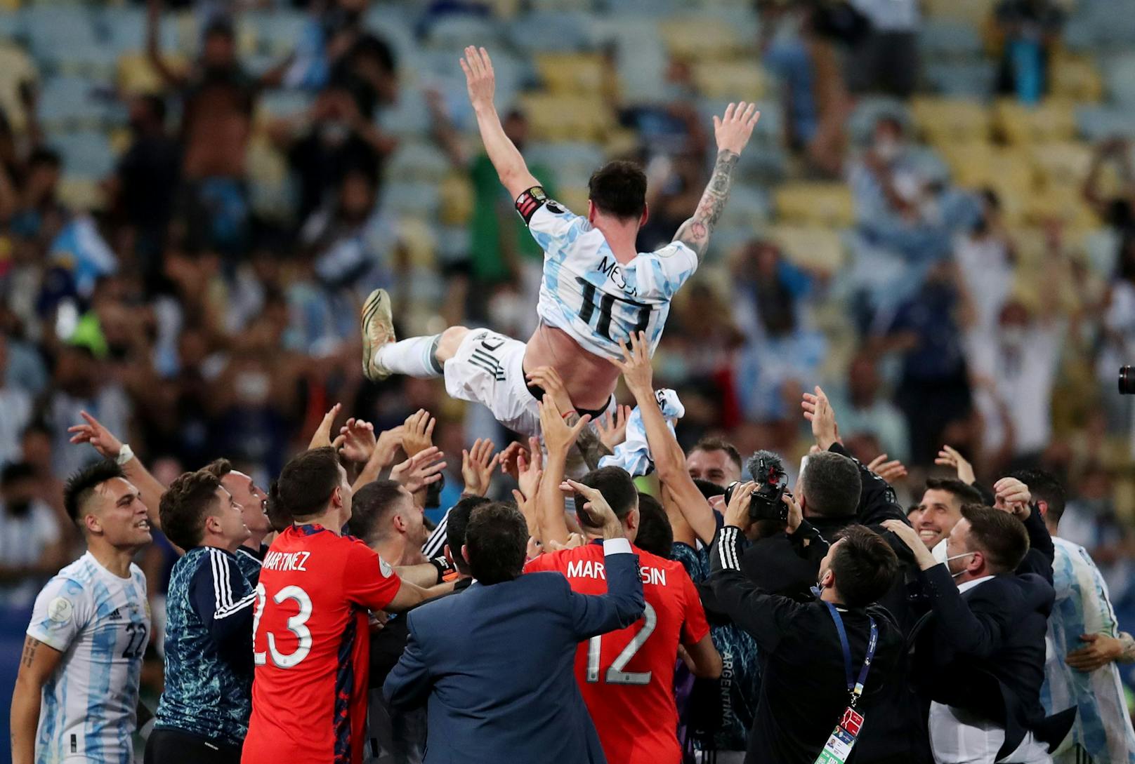 Argentinien feiert Superstar Messi.