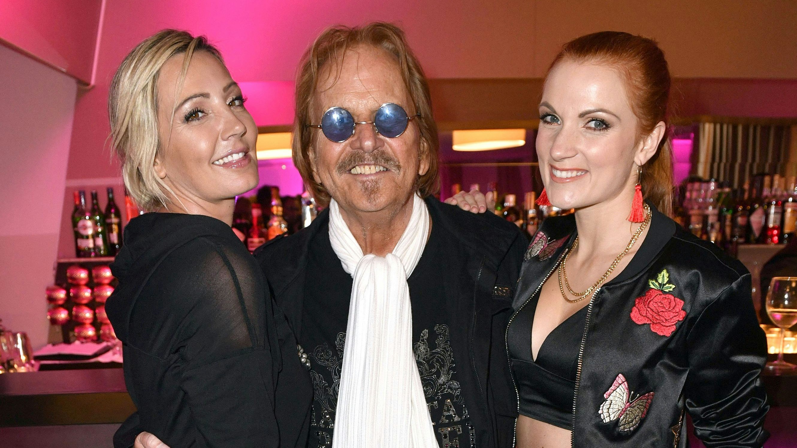 Download von www.picturedesk.com am 12.07.2021 (12:05).  ACT action_29273062 -- Tanja Lasch, Frank Zander und Anni Perka bei der Verleihung des smago! Award 2019 im Mercure Hotel MOA. Berlin / 130119 - 20190113_PD17814 - Rechteinfo: Rights Managed (RM)