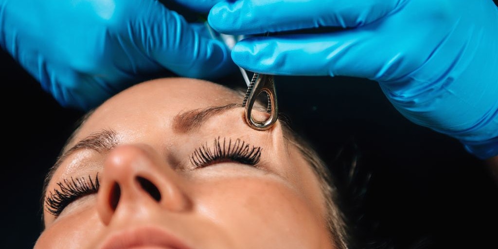 Piercings sollten immer von Fachleuten gestochen werden