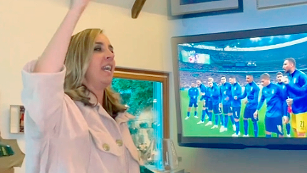 Wer's noch nicht wusste: Nadja Bernhard ist Italien-Fan