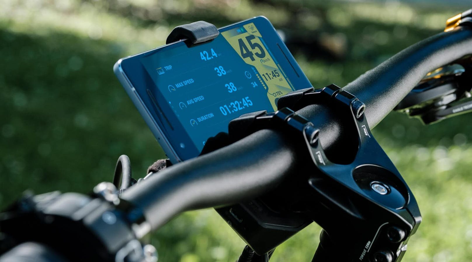 Das neue Greyp T5.2 E-Bike überzeugt mit einem verbauten GPS-Modul.