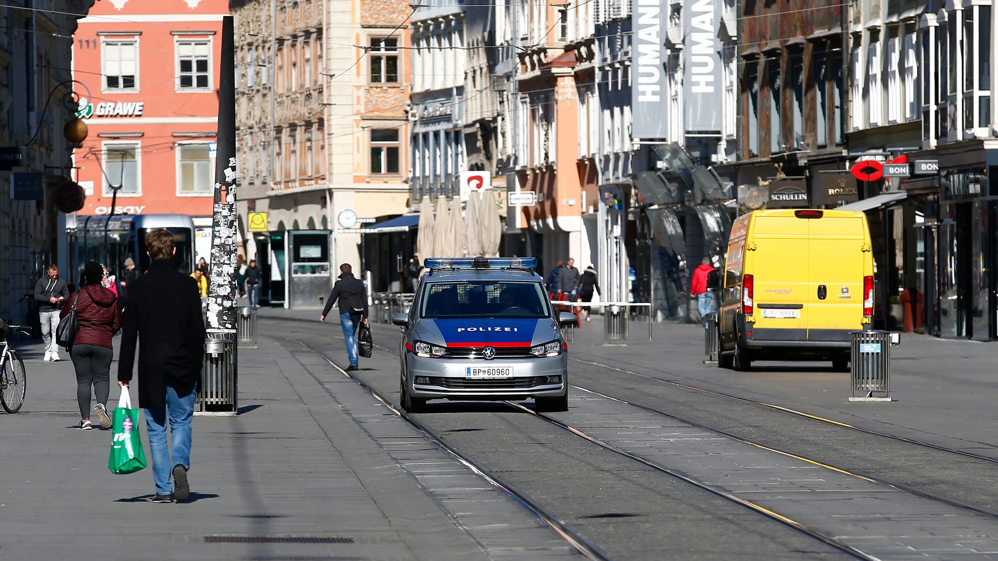 Die Ermittlungen der Polizei laufen.