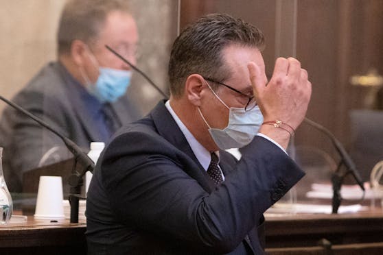 Heinz-Christian Strache wird nicht zum letzten Befragungstag im "Ibiza"-U-Ausschuss erscheinen – aus Krankheitsgründen, wie es heißt.