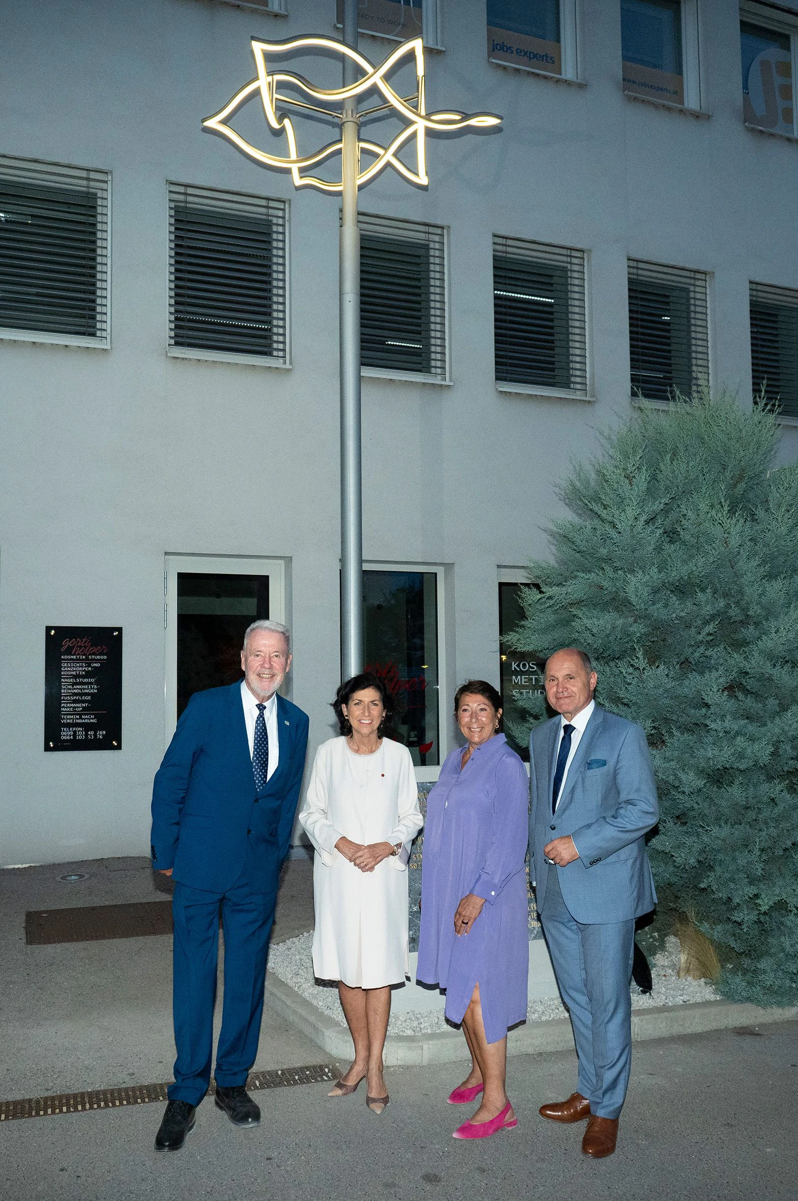 Bürgermeister Klaus Schneeberger, die Direktorin des Jüdischen Museums Wien Danielle Spera-Engelberg, die Vize-Präsidentin der Israelitischen Kultusgemeinde Claudia Prutscher und Nationalratspräsident Wolfgang Sobotka.