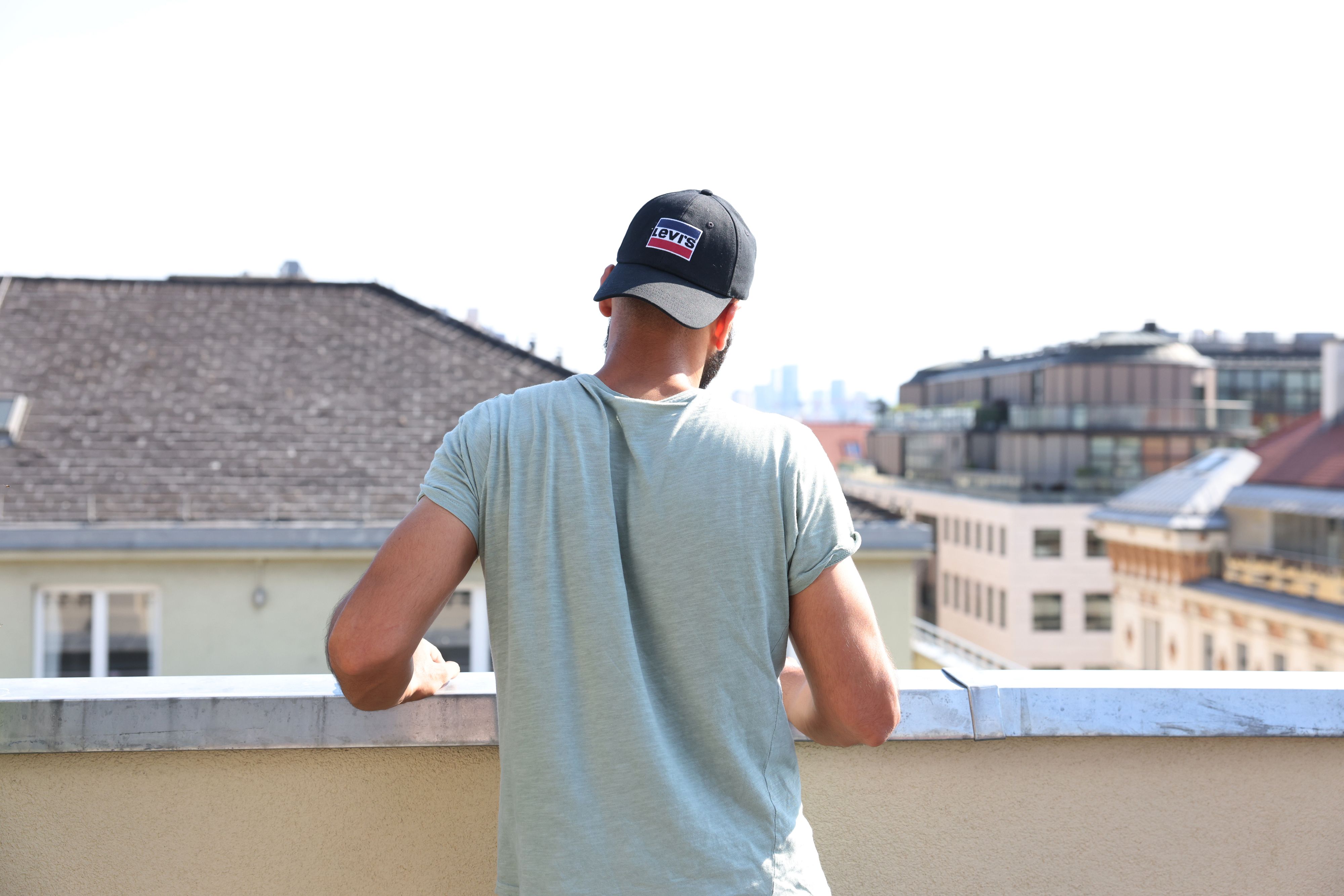 Matin R. soll abgeschoben werden. Seit dem negativen Bescheid lebt er in ständiger Angst.