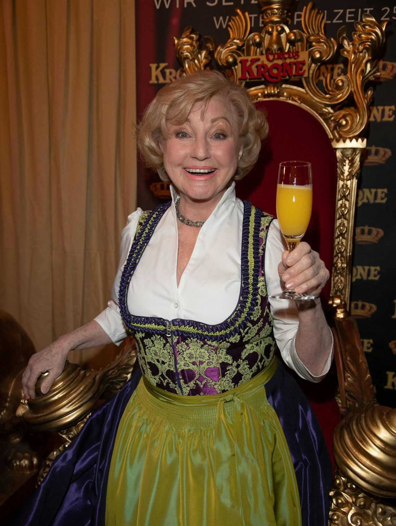 Heute.at - Volksmusik-Ikone hat bereits ihre Beerdigung geplant