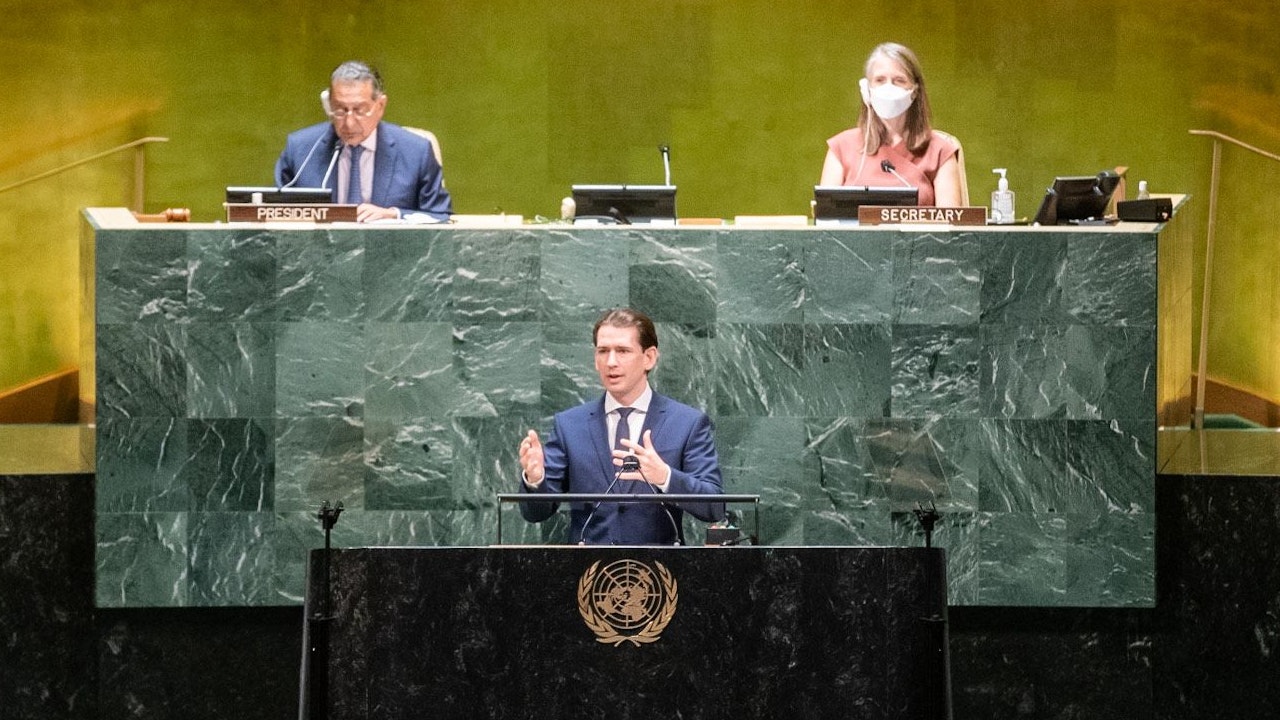 Download von www.picturedesk.com am 13.07.2021 (17:11).  *** SERVICEBILD *** ABD0118_20210713 - NEW YORK - UNO: ZU APA0368 VOM 13.7.2021 - Bundeskanzler Sebastian Kurz (ÖVP) Dienstag, 13. Juli 2021, während seiner Rede vor den Vereinten Nationen (UNO) in New York. - FOTO: APA/BUNDESKANZLERAMT/ARNO MELICHAREK - ++ WIR WEISEN AUSDRÜCKLICH DARAUF HIN, DASS EINE VERWENDUNG DES BILDES AUS MEDIEN- UND/ODER URHEBERRECHTLICHEN GRÜNDEN AUSSCHLIESSLICH IM ZUSAMMENHANG MIT DEM ANGEFÜHRTEN ZWECK UND REDAKTIONELL ERFOLGEN DARF - VOLLSTÄNDIGE COPYRIGHTNENNUNG VERPFLICHTEND ++ - 20210713_PD7117 - Rechteinfo: Servicebild (SB) Bei diesem Bild ist PictureDesk ausschlieÃlich technischer Dienstleister und stellt eine technische BearbeitungsgebÃ¼hr in Rechnung. PictureDesk ist weder Urheber noch Rechteinhaber. Die Nutzung liegt in alleiniger Verantwortung des Kunden. Nur fÃ¼r redaktionelle Nutzung!