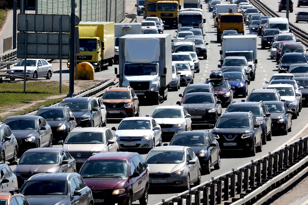 Die EU-Kommission hat ein Paket angekündigt, mit dem das Klima geschützt werden soll.  Es beinhaltet die Abkehr von Verbrennungsmotoren bis 2035.