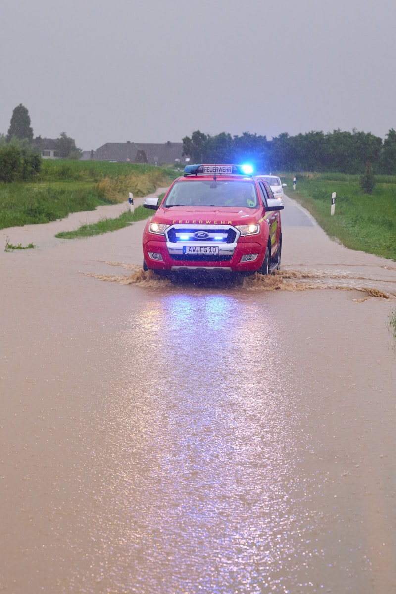 Heftige Starkregen-Unwetter fluteten am 14. Juli 2021 zahlreiche Gemeinden in Deutschlands westlichen Bundesländern Rheinland-Pfalz und Nordrhein-Westfalen.