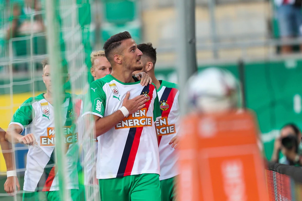 Am Freitag, 16.7. spielt SK Rapid gegen Wiener Viktoria und du kannst live dabei sein!