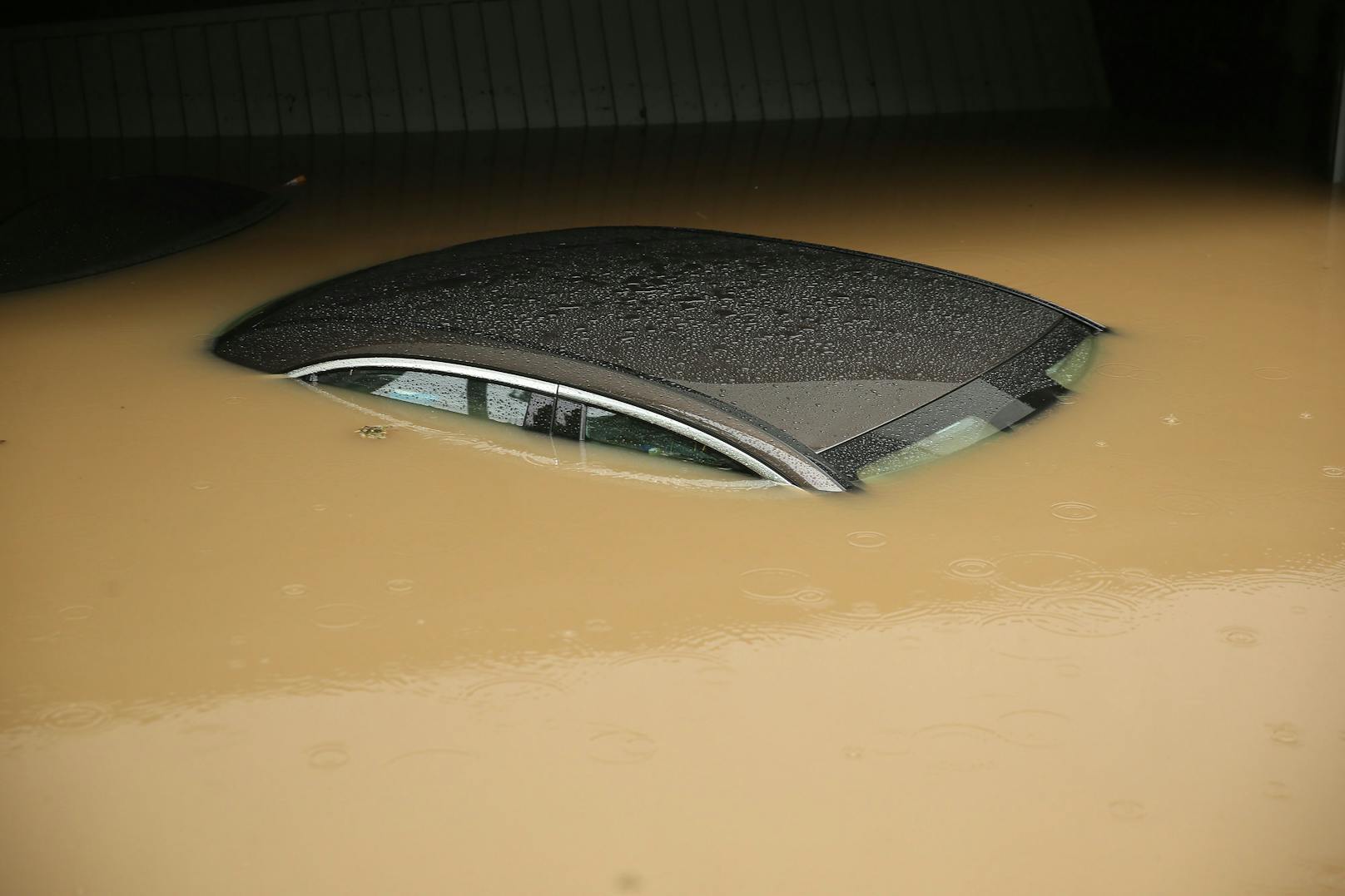 Heftige Starkregen-Unwetter fluteten am 14. Juli 2021 zahlreiche Gemeinden in Deutschlands westlichen Bundesländern Rheinland-Pfalz und Nordrhein-Westfalen.