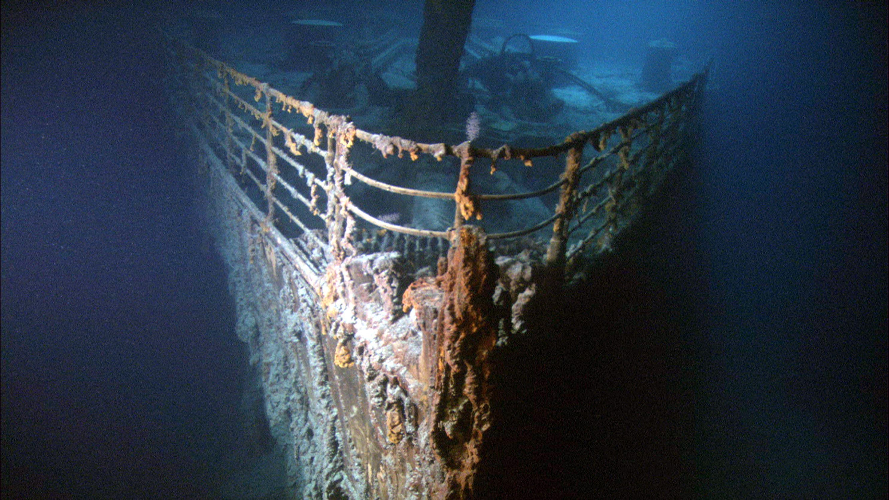 Download von www.picturedesk.com am 15.07.2021 (12:37).  © Everett Collection/CONTRAST - EVC MCDGHOF EC023  --  GHOSTS OF THE ABYSS, Titanic's bow, 2003, (c)Walt Disney/courtesy Everett Collection - 20051128_PD14499 - Rechteinfo: Rights Managed (RM)