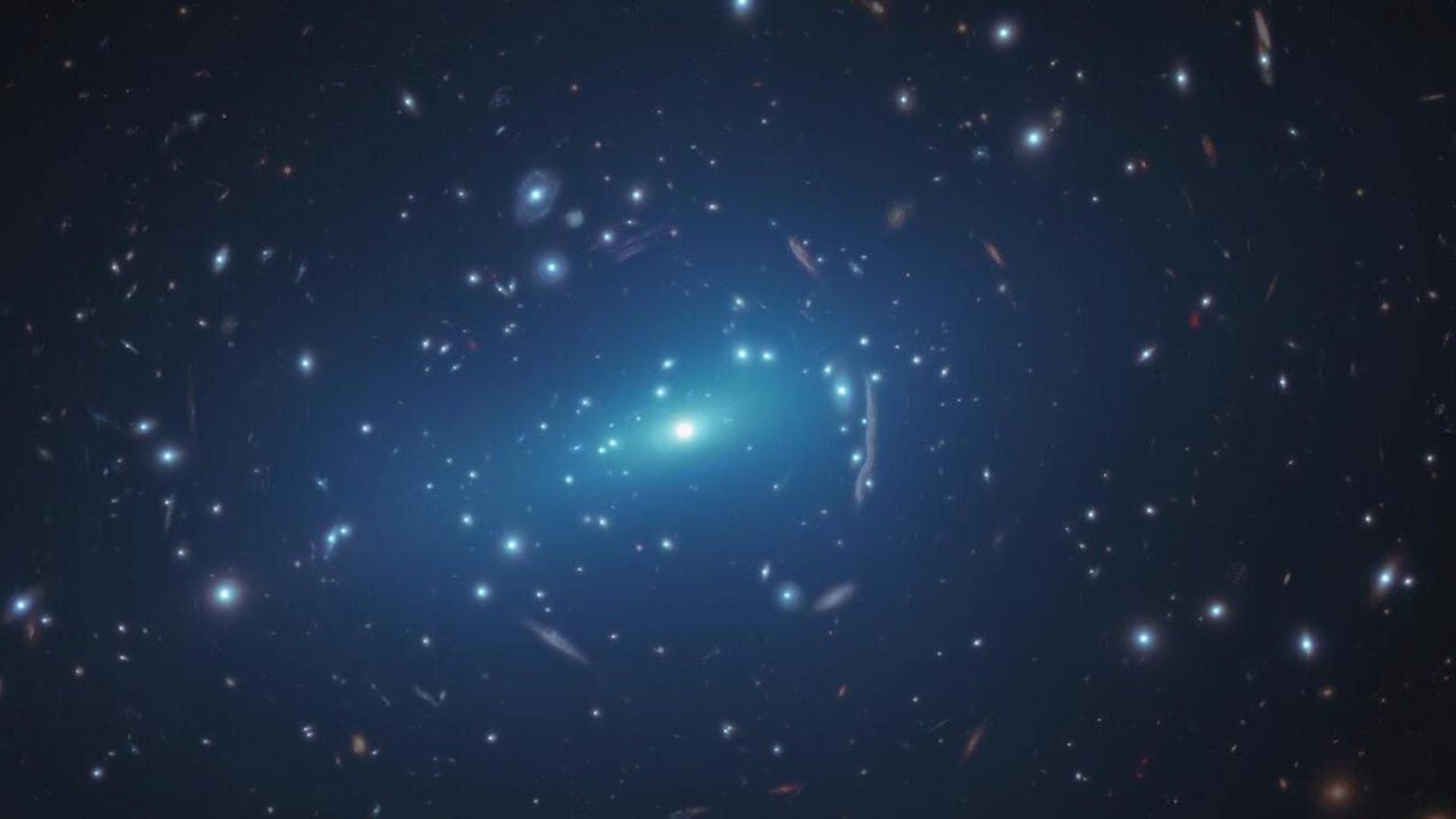 Das Hubble-Teleskop hat auch das riesige Galaxien-Cluster MACSJ 1206 fotografiert.
