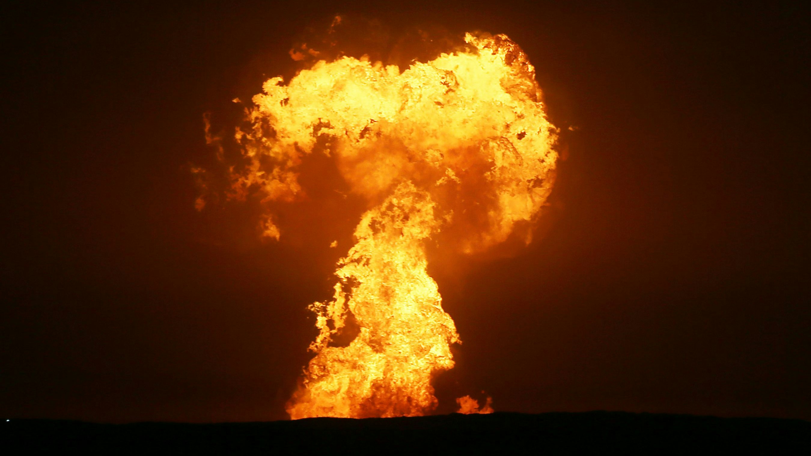 Heftige Explosion im Kaspischen Meer