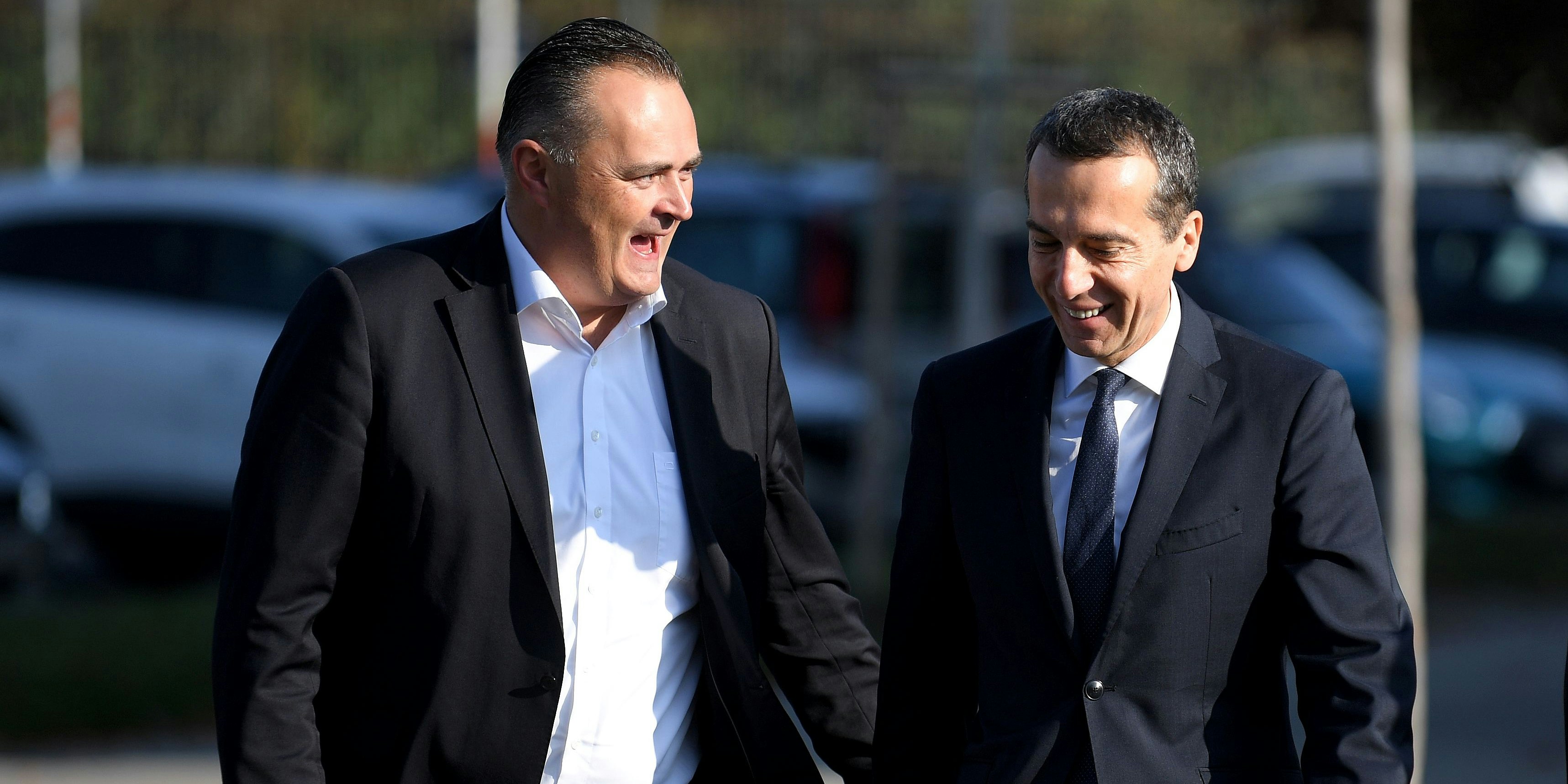 Als die Zeiten für die SPÖ noch bessere waren, Verteidigungsminister Hans Peter Doskozil und Bundeskanzler Christian Kern im Oktober 2017