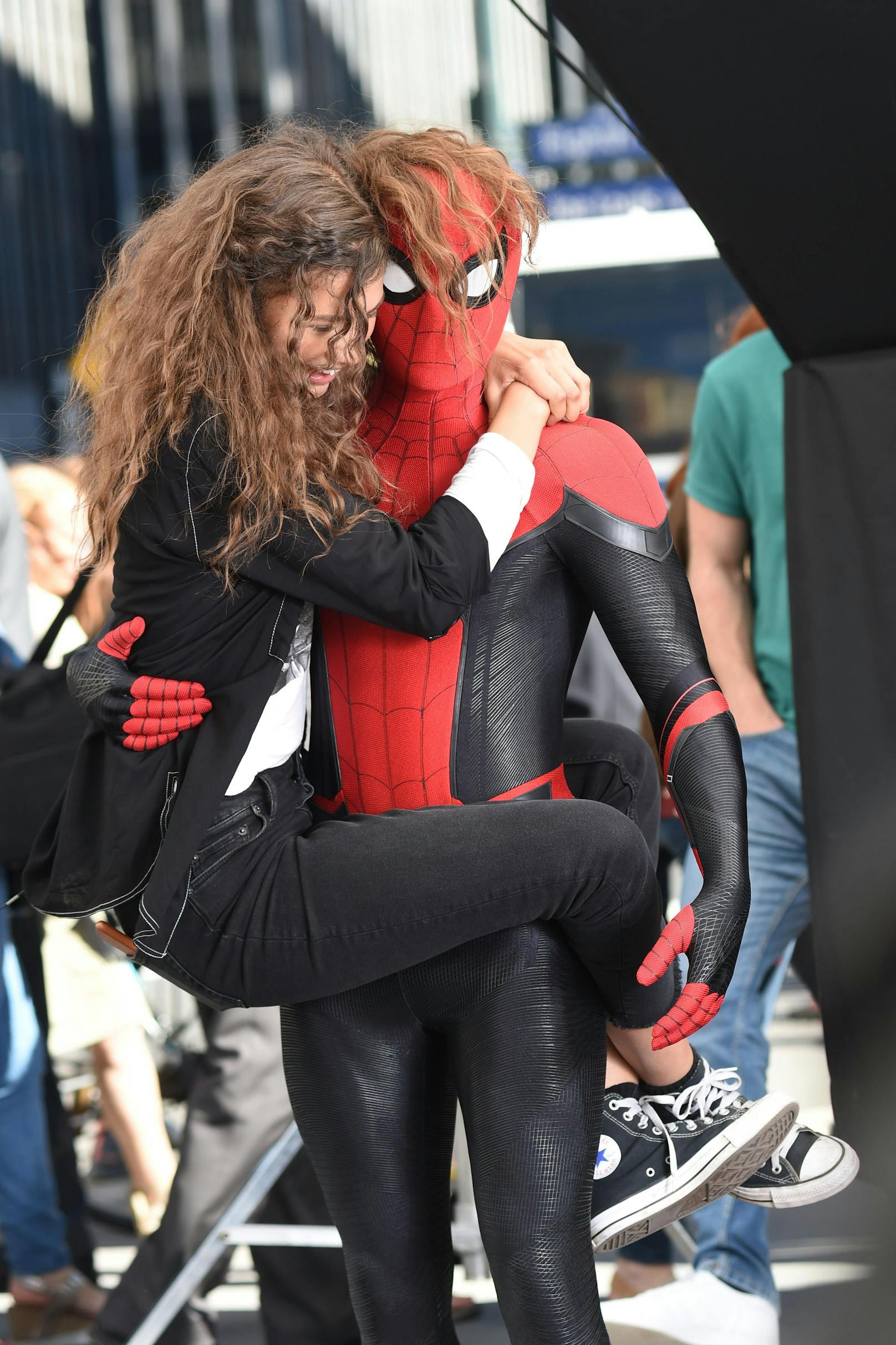 "Spiderman"-Star Tom Holland furzt Zendaya an