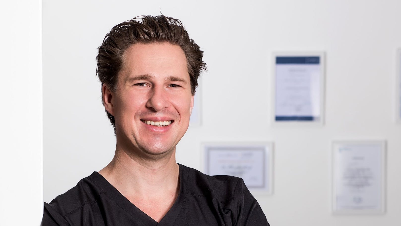 Dr. Christian Wolf, Facharzt für Plastische, Ästhetische und Rekonstruktive Chirurgie