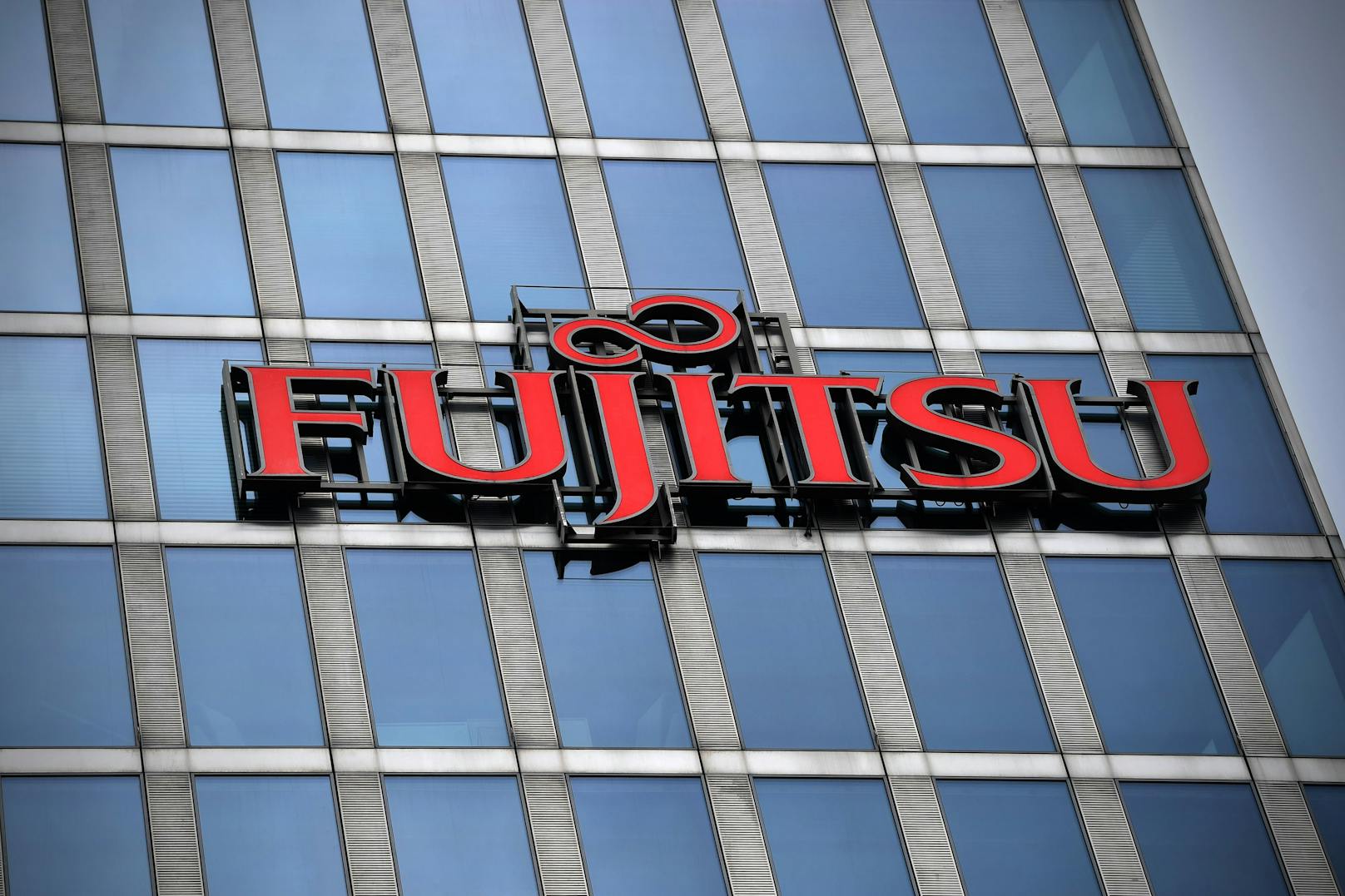 Fujitsu Studie: zunehmender Wettbewerb treibt Automatisierung und nachhaltige Fertigung voran.