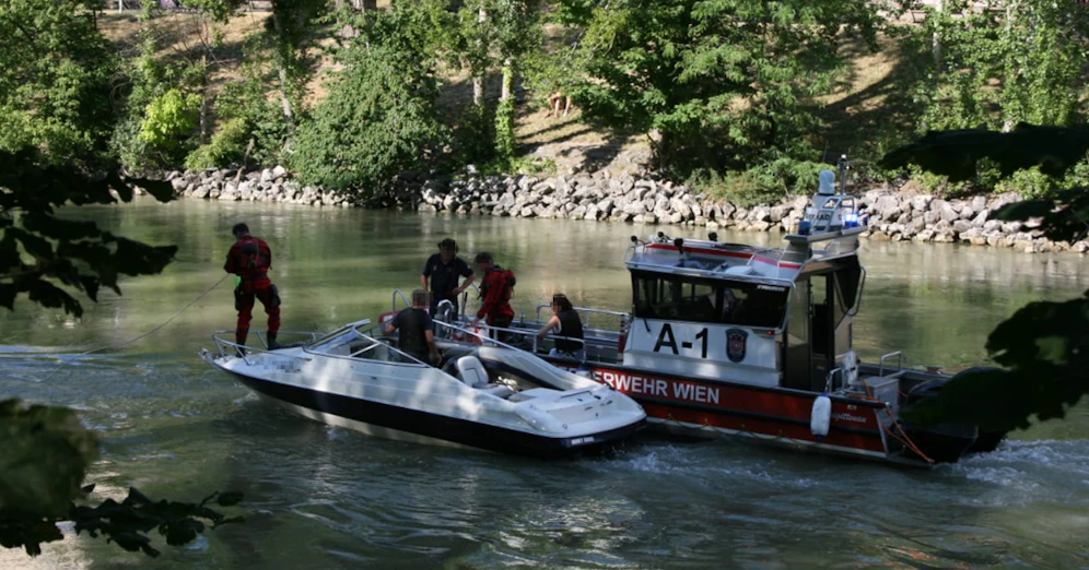 Das Motorboot eines Wieners machte bei der Ausfahrt plötzlich schlapp