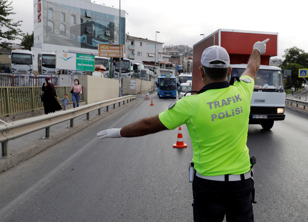 In der Türkei kamen zwei Beamte bei einer Verkehrskontrolle ums Leben. Ein Österreicher steht im Verdacht, stark alkoholisiert in eine Gruppe von Beamten gerast zu sein. (Symbolbild)