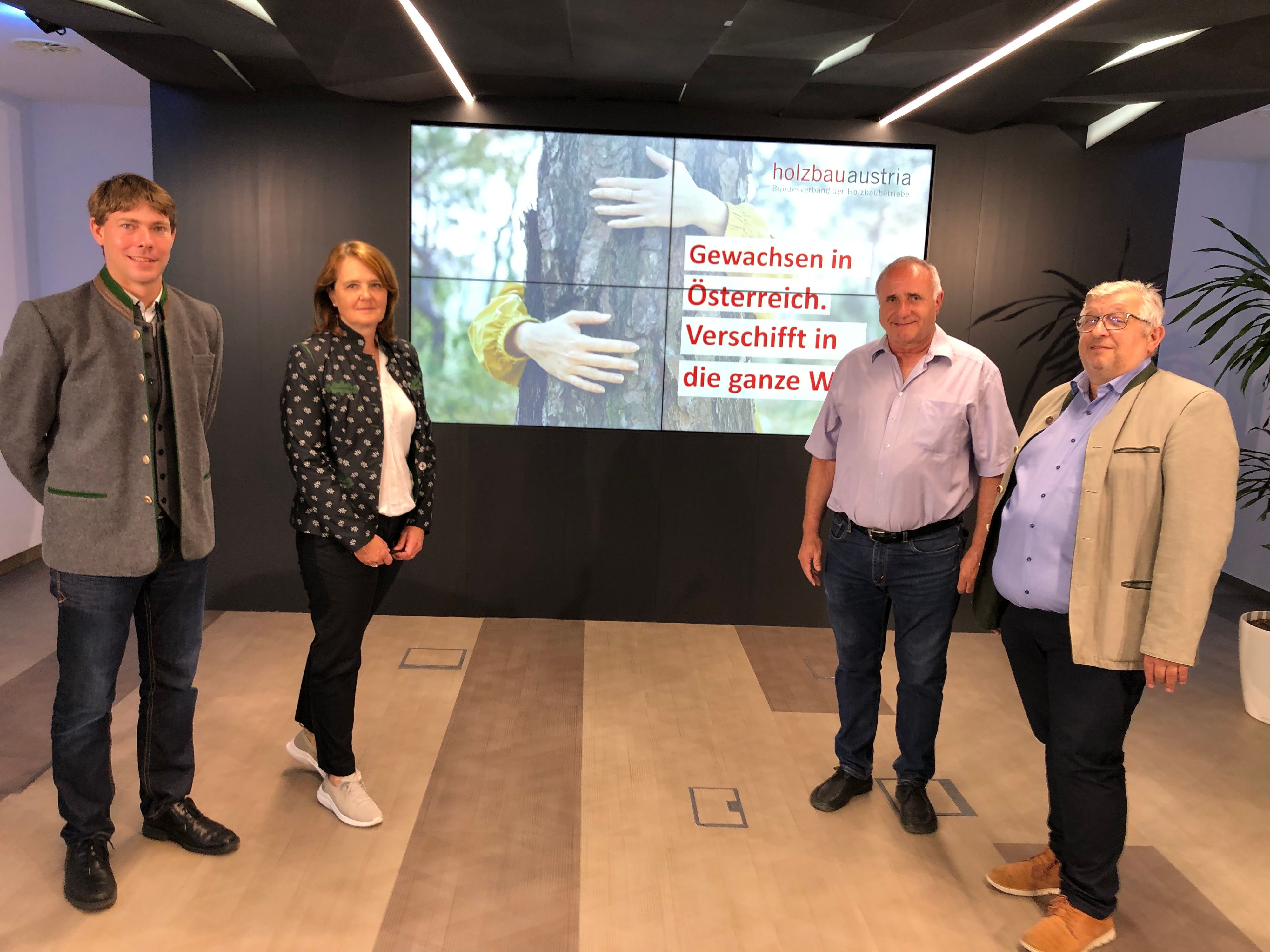 Die Führungsriege von Holzbau Austria kämpft für ihre KMUs.