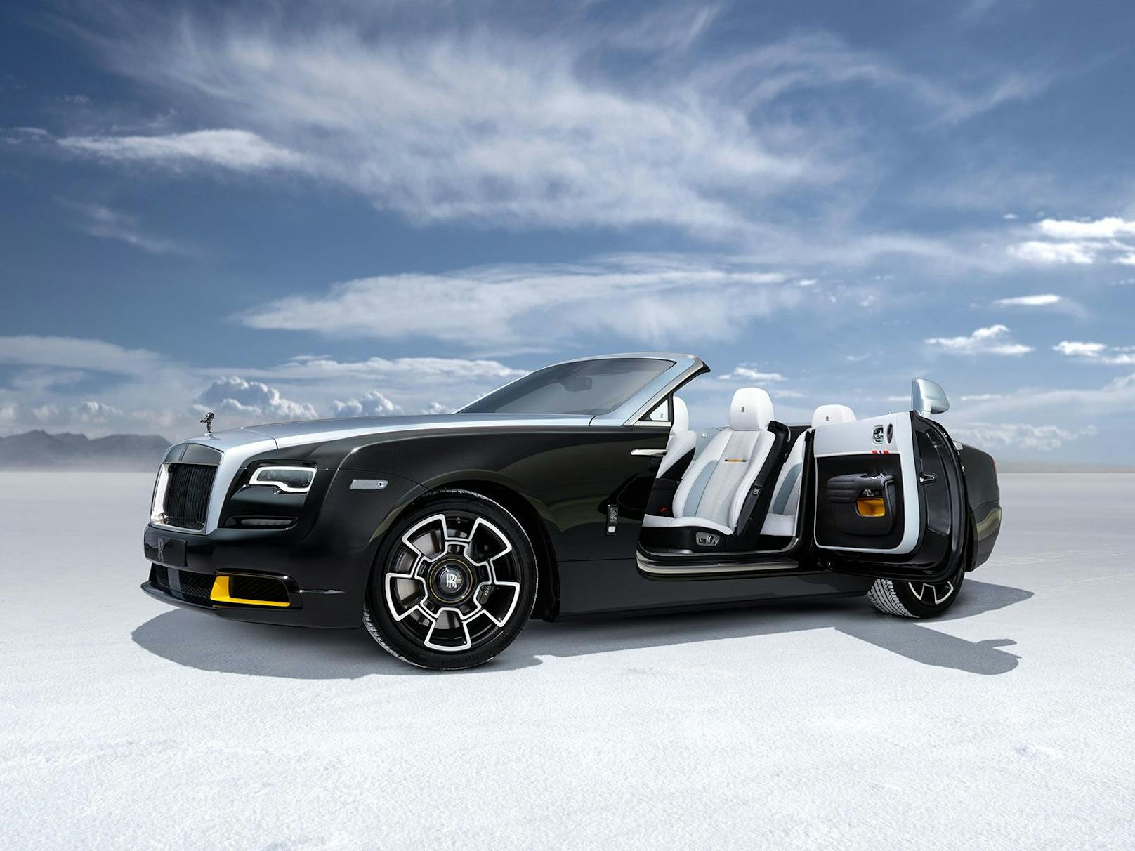 Extravaganz trifft Luxus und Sportlichkeit, bei den Rolls Royce Landspeed Collection-Modellen.