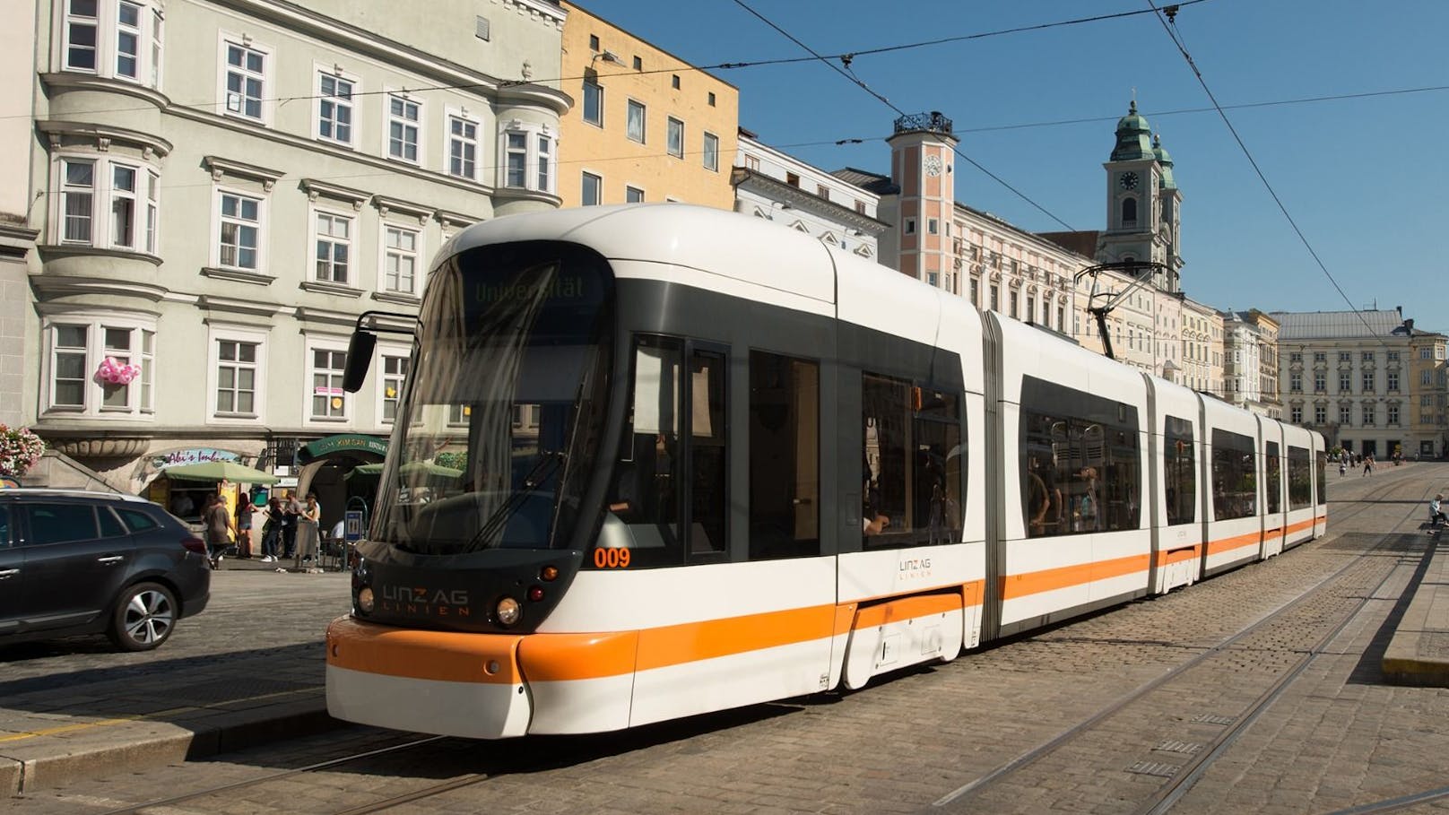 Zwei Wochen lang gilt die Sommeraktion der Linz AG Linien gemeinsam mit fünf weiteren städtischen Verkehrsbetrieben.