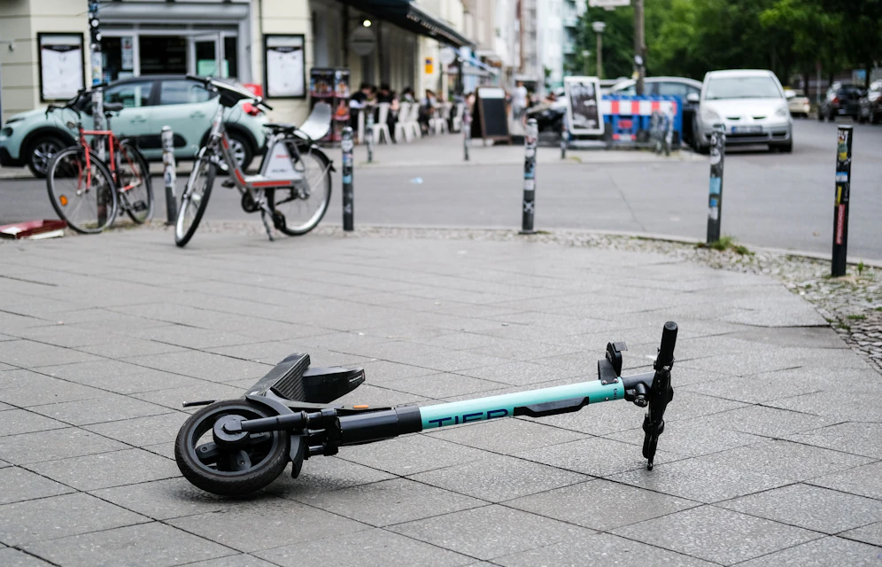 Der Akku eines E-Scooters verursachte eine Explosion in Oberösterreich. (Symbolfoto)