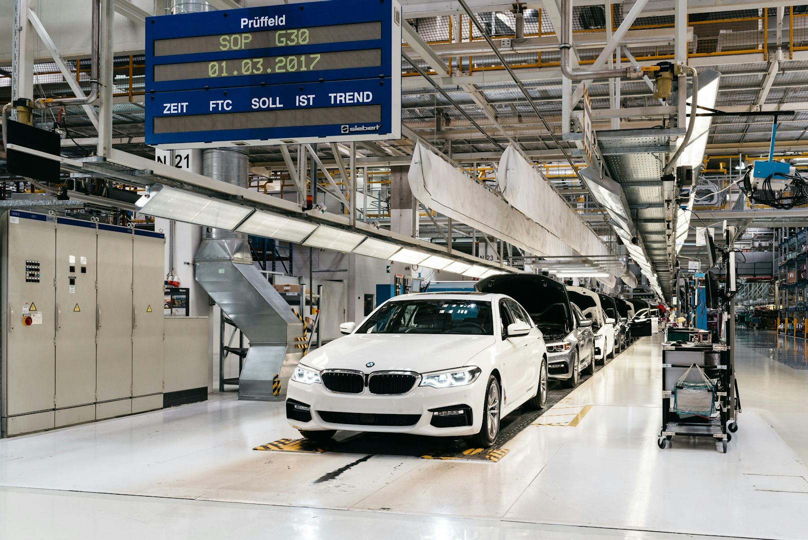 Das BMW Motorenwerk in Steyr hat am Mittwoch Maßnahmen für eine etwaige Kurzarbeits-Phase getroffen – präventiv, wie es heißt.