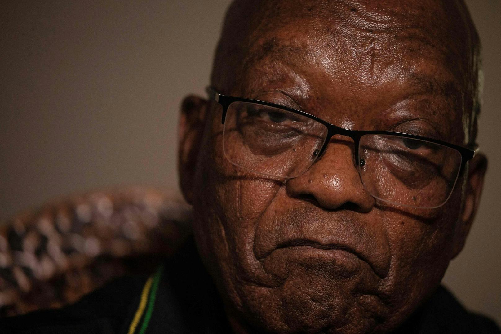 Der frühere Präsident von Südafrika, Jacob Zuma, wurde zu einer Haftstrafe verurteilt.