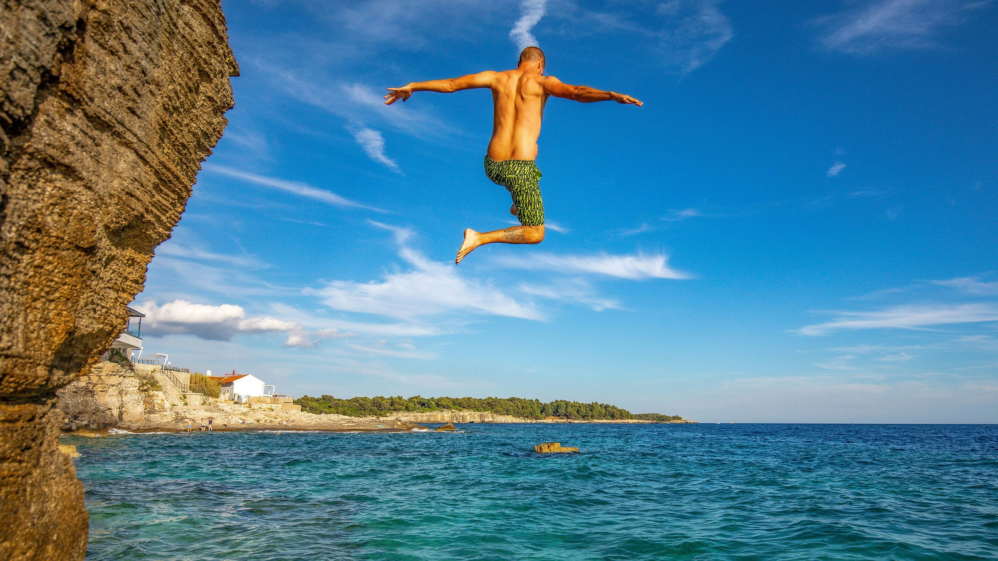 Abkühlung dringend gesucht: Viele Österreicher zieht es im Sommer nach Italien, Kroatien & Co. 