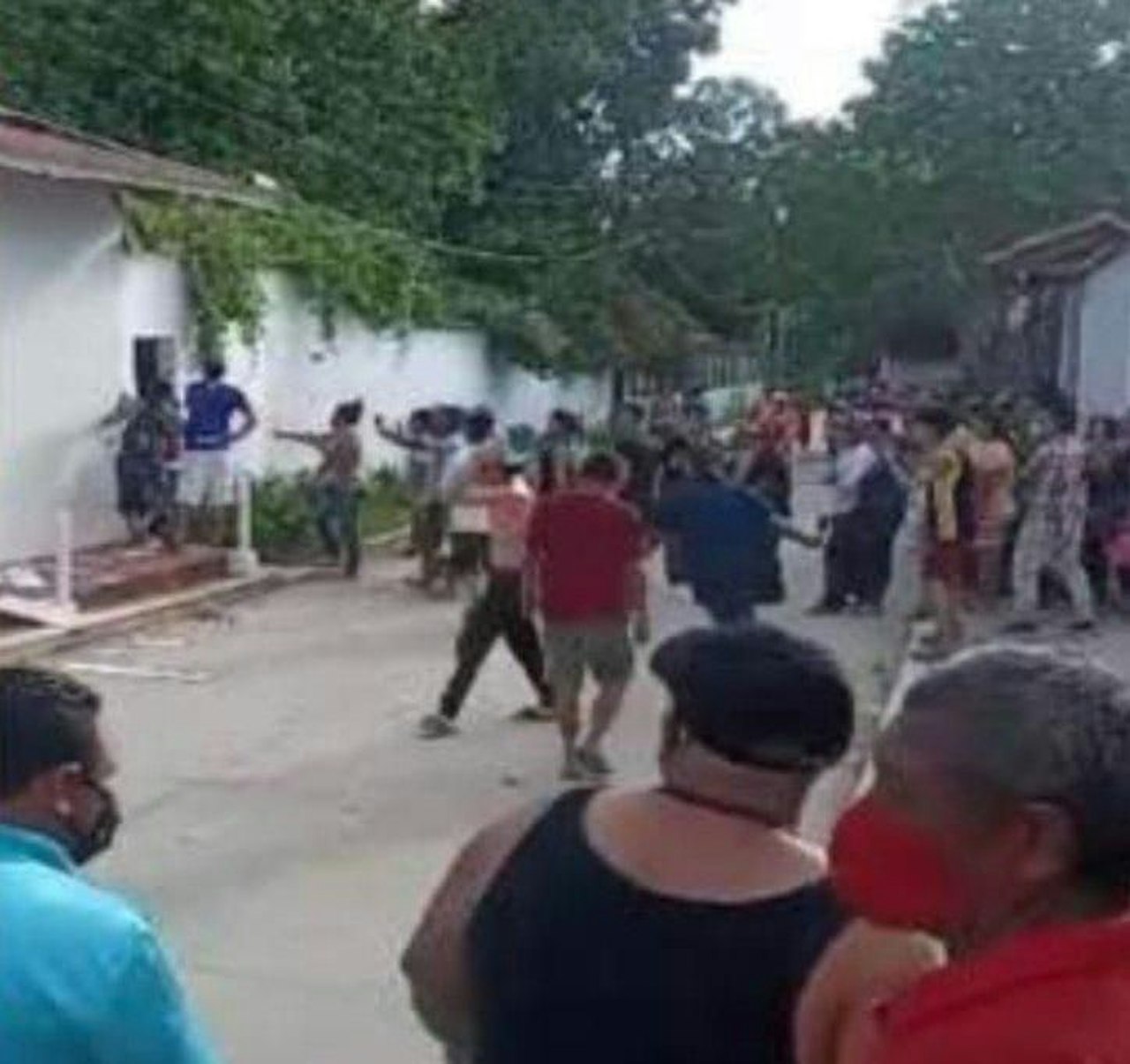 Heute.at - Lynchjustiz: 600 Menschen gehen auf Mann los – tot