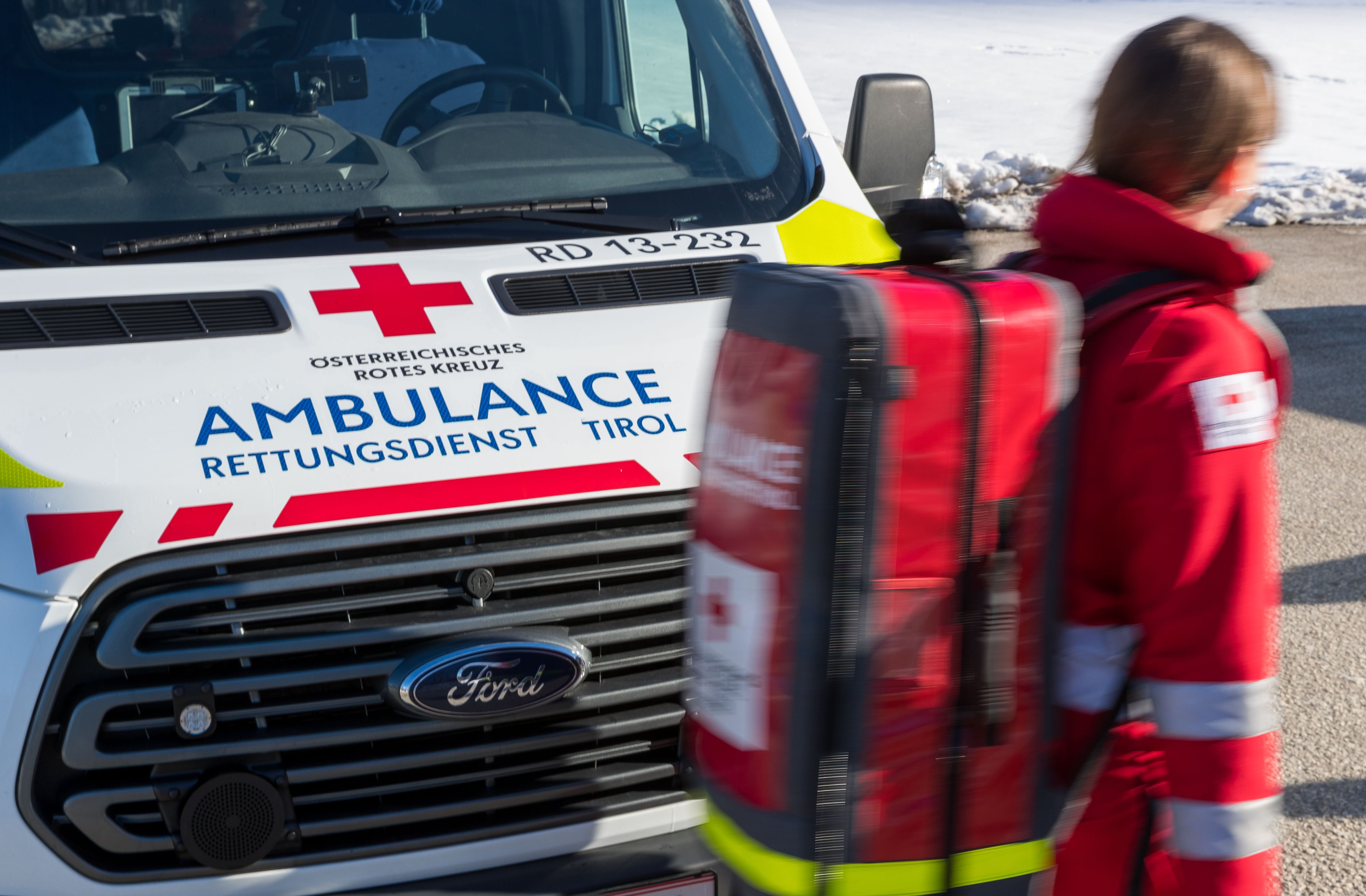 Ein 42-Jähriger aus dem Bezirk Schwaz (T) wurde in der Silvesternacht von einem Feuerwerkskörper im Gesicht getroffen. (Symbolfoto)