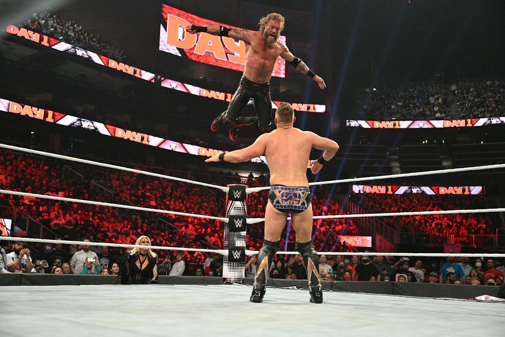 WWE Day 1: Edge vs. The Miz