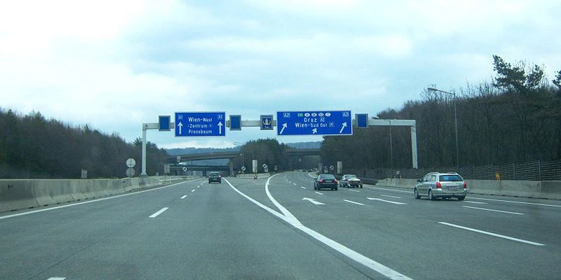 Der Knoten Steinhäusl in die anderen Fahrtrichtung.