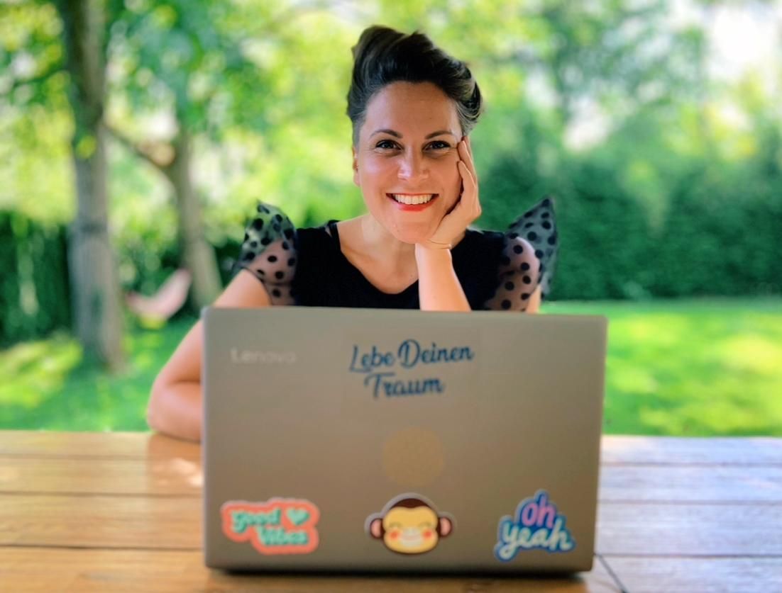 Viktoria Schretzmayers&nbsp;Expertise: Revolution der eigenen Begrenzungen, alten Denkmustern, Konditionierungen und Limitierungen.