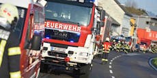 Großbrand: Feuerwehrmänner retten 100 Rinder aus Stall!