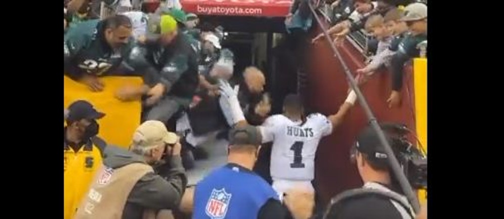 Tribünen-Crash in der NFL