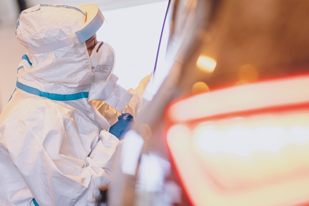 Aufgrund einer Mail-Panne wurden 1.200 Verdachtsfälle nicht zum Corona-Test geladen.