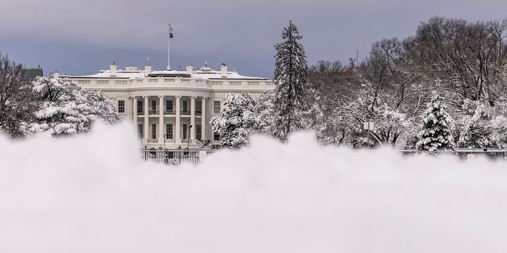 Die Schneemassen sorgen rund um die US-Hauptstadt Washington, DC für Chaos.