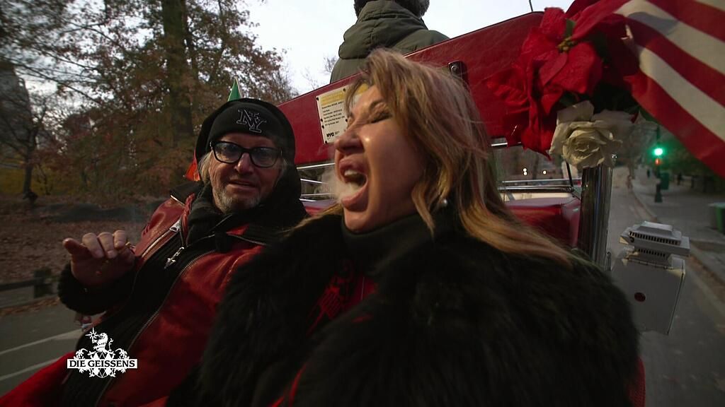Robert und Carmen Geiss gönnen sich einen Joint.