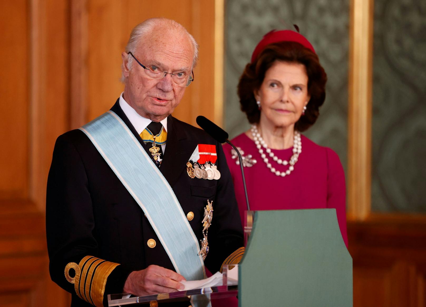 König Carl Gustaf und Königin Silvia an Corona erkrankt
