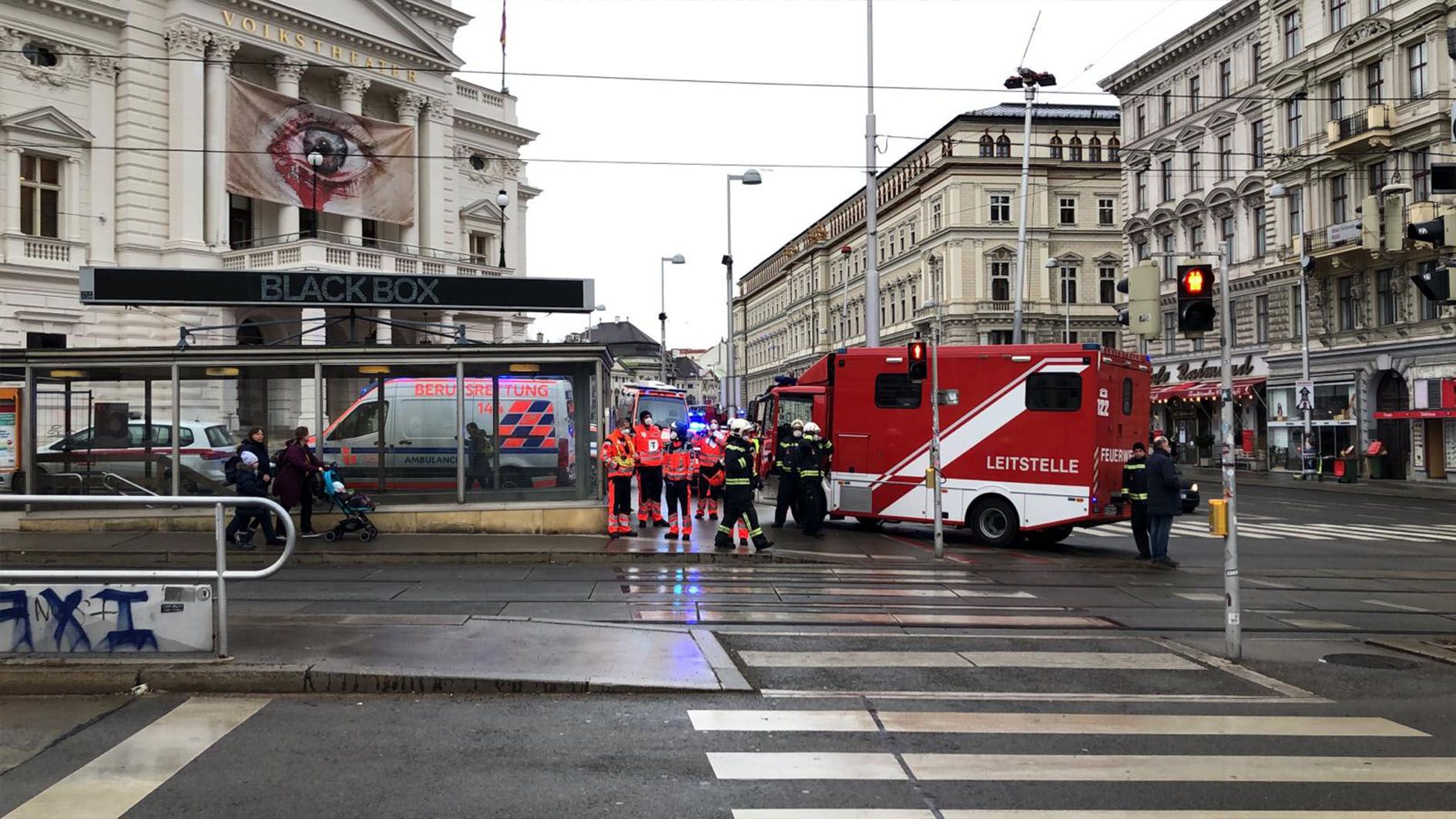Einsatzkräfte vor Ort