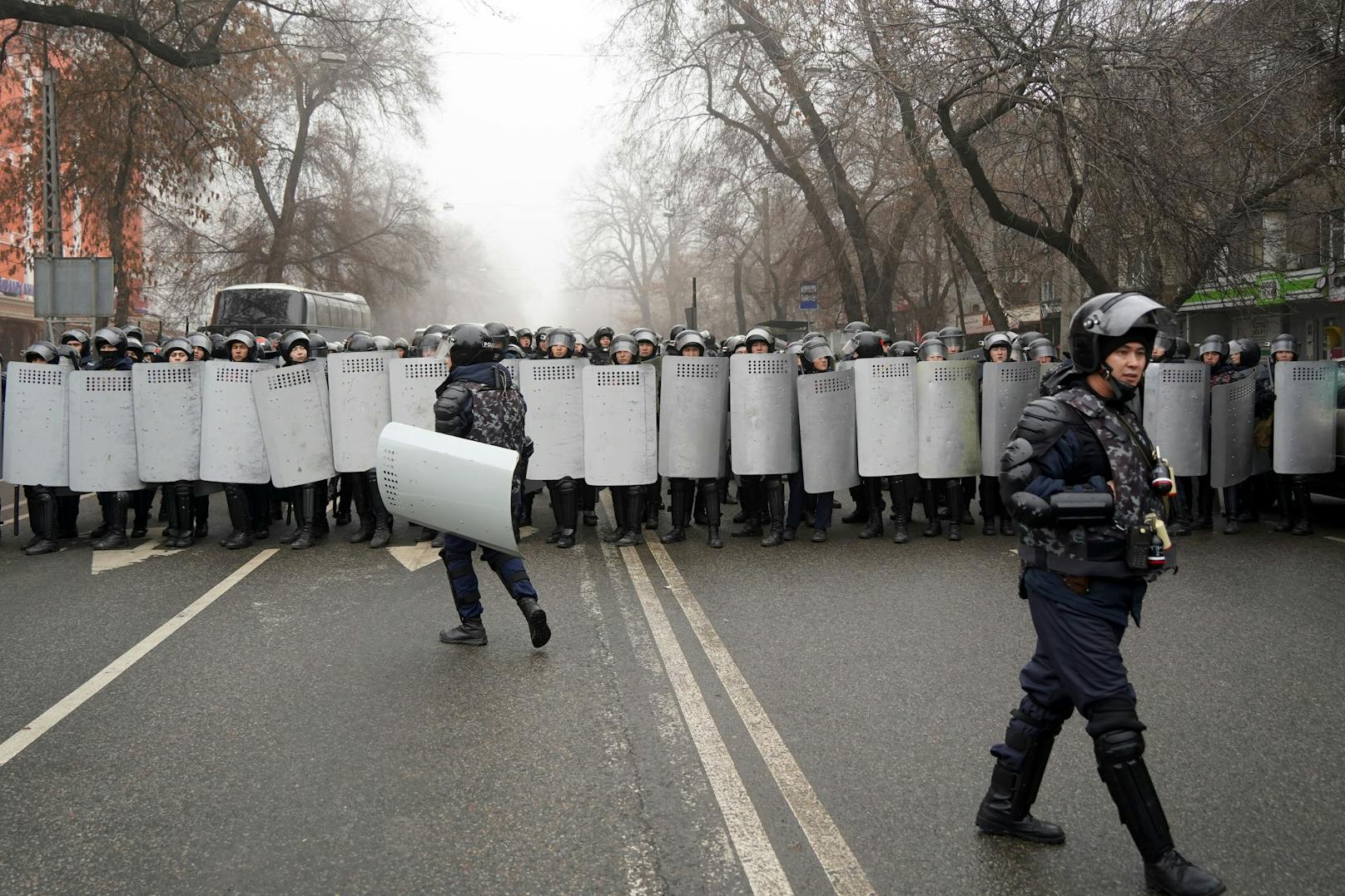 In Kasachstan ist es im Zuge von Demonstrationen zu Todesfällen gekommen.