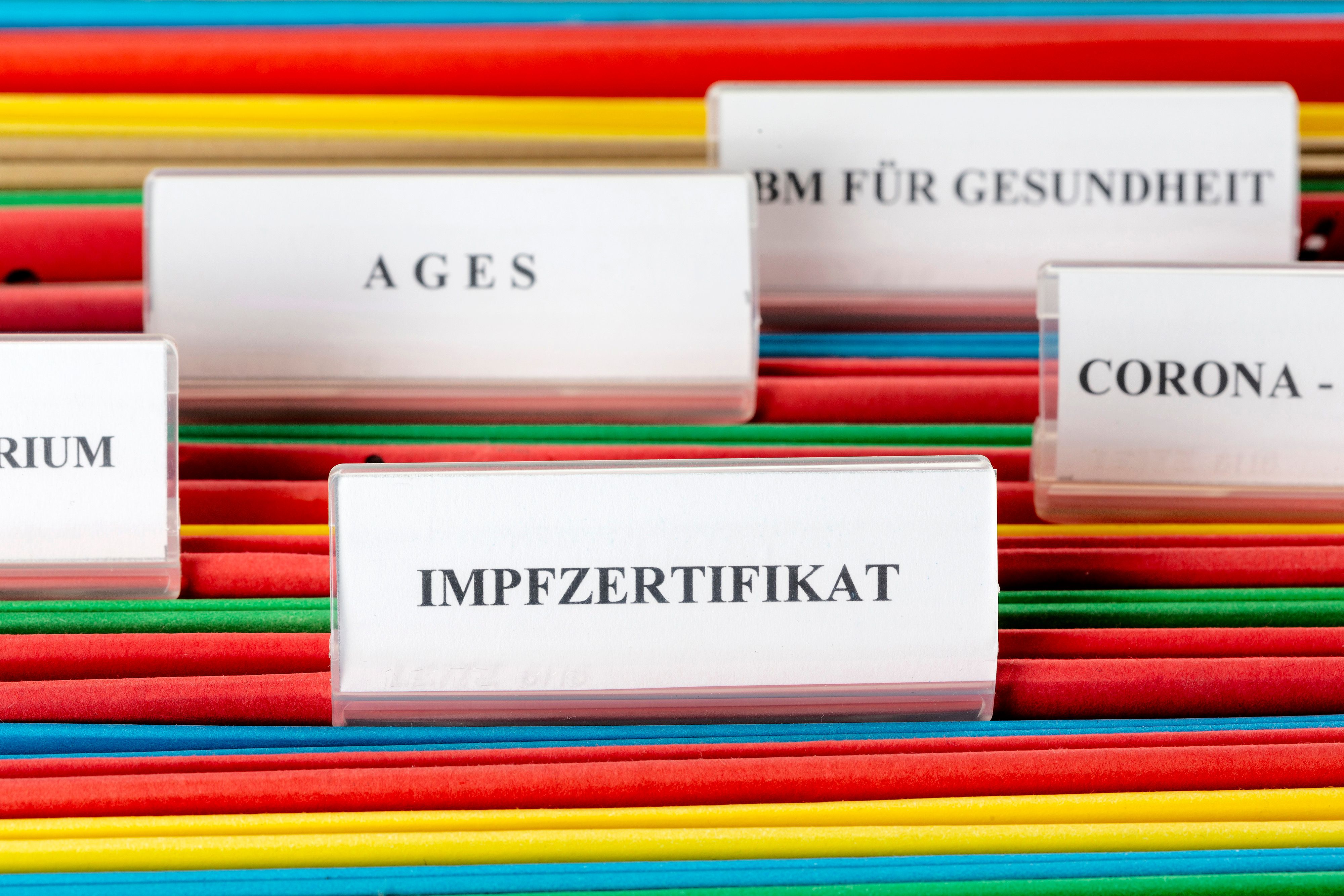 Rund 75.000 eigentlich Geimpfte verlieren diesen Status nun.