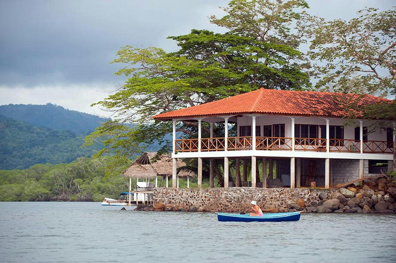 Die Isla Porcada hat eine eigene Wasserquelle, ein Boot ist im Kaufpreis von 9,54 Millionen Euro inbegriffen.