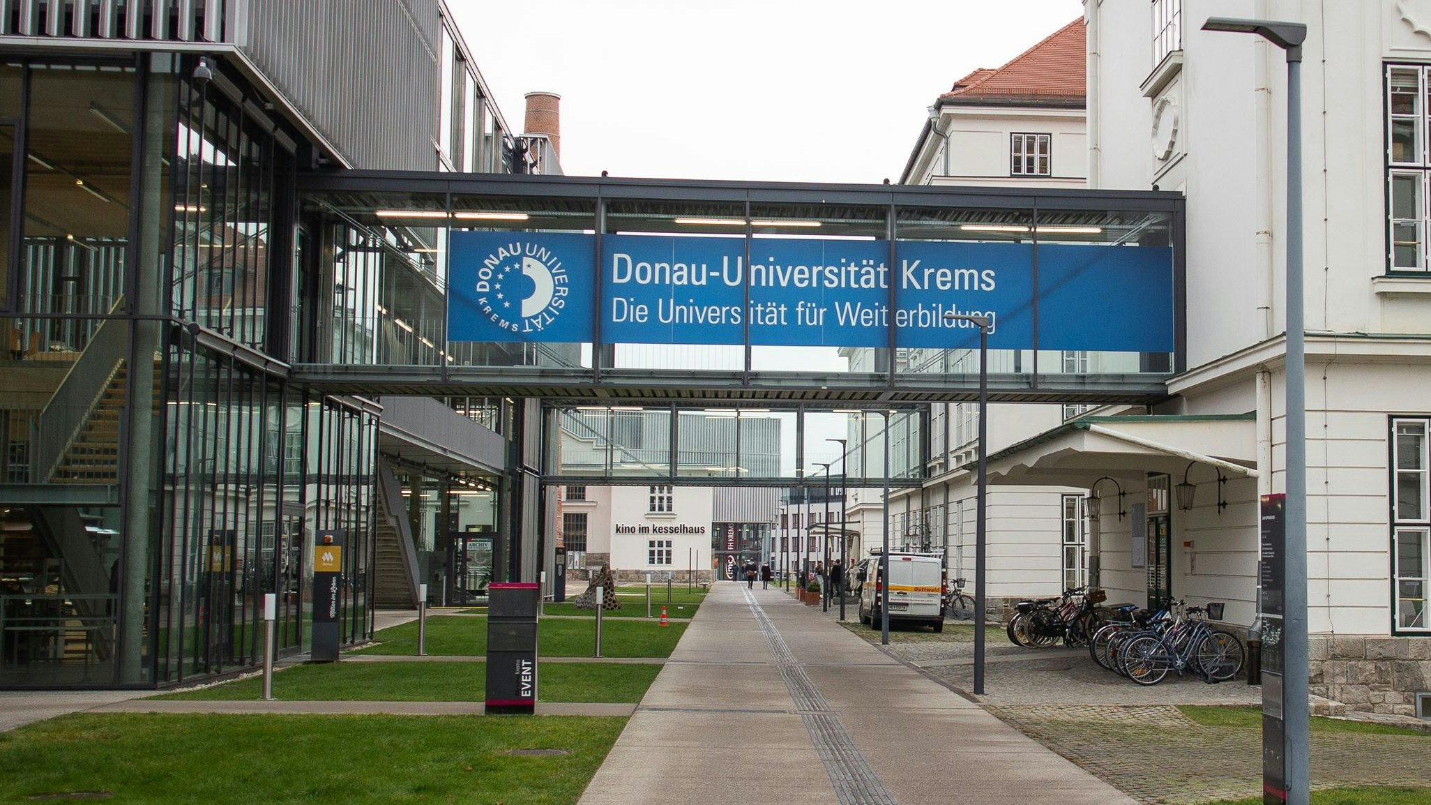 Heute.at - Bald 100 Jobs weg? Teuerung schlägt auch bei Uni zu