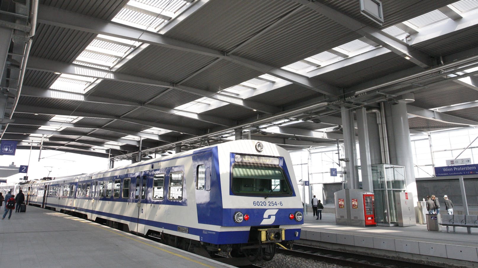 S-Bahn-Stillstand in Wien! Zugausfälle auf Stammstrecke