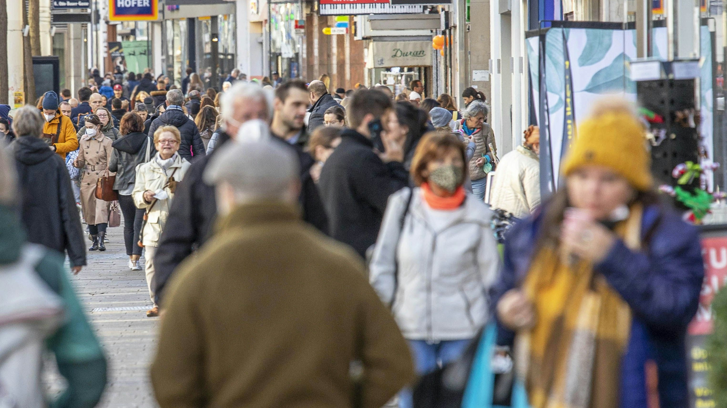 Die Omikron-Welle rollt über Österreich.