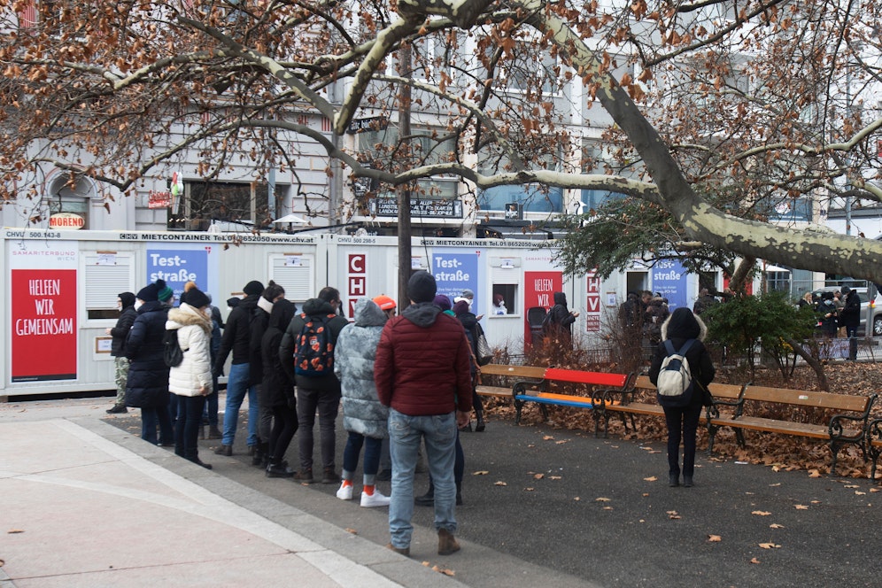 Am Wochenende vor Schulbeginn war in Wiens Impf- und Teststraßen viel los.